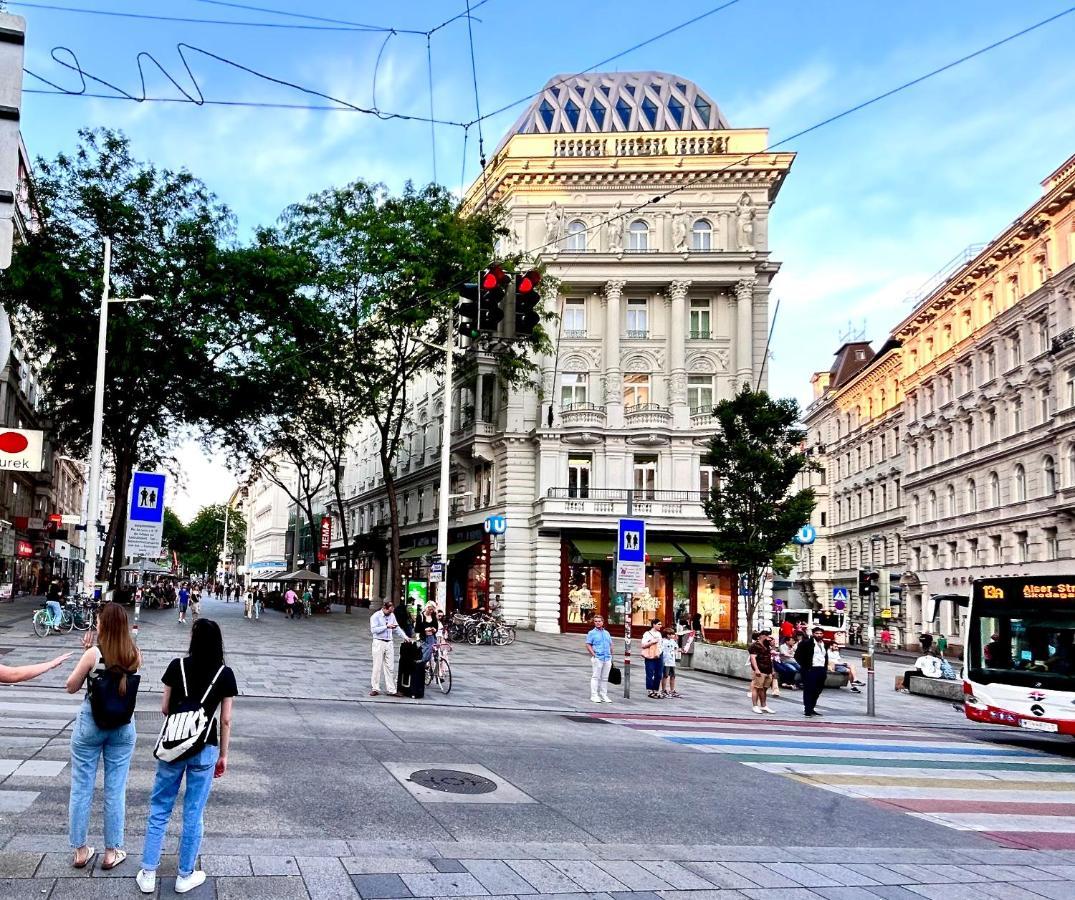 Home Suites Home Vienna Esterno foto